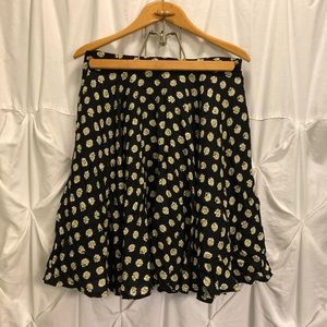 Black Daisy Skirt sz M